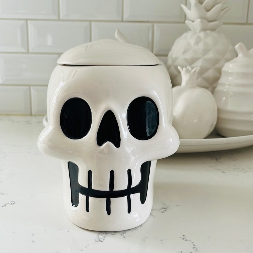 Target by Hyde & EEK Ceramic Skull Halloween Candy Jar - Picture 1 of 16